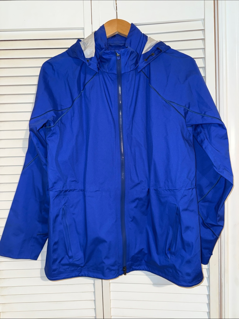 Athleta 💙💙💙 Royal Blue 💙💙💙 Hooded Windbreaker Jacket - M